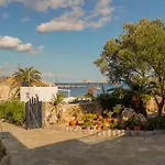 Apartment Coral Karavostasis (Folegandros)