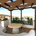 Coral Apartment