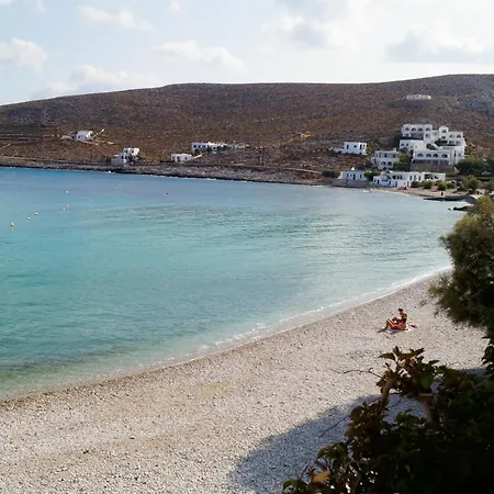 Coral * Karavostasis (Folegandros)